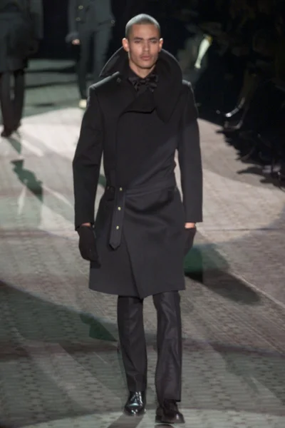 Look 5